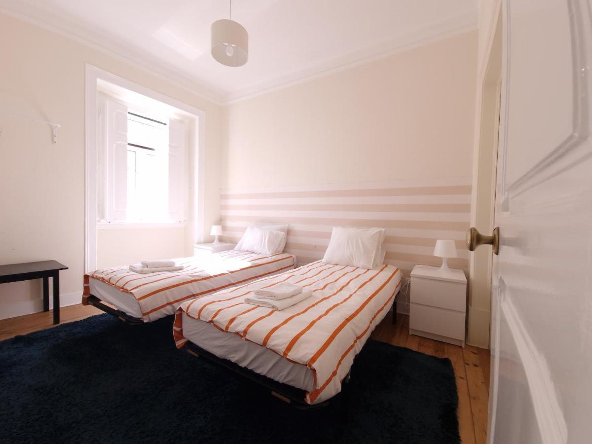 New! Cozy Apartment In The Center Lisboa Екстериор снимка